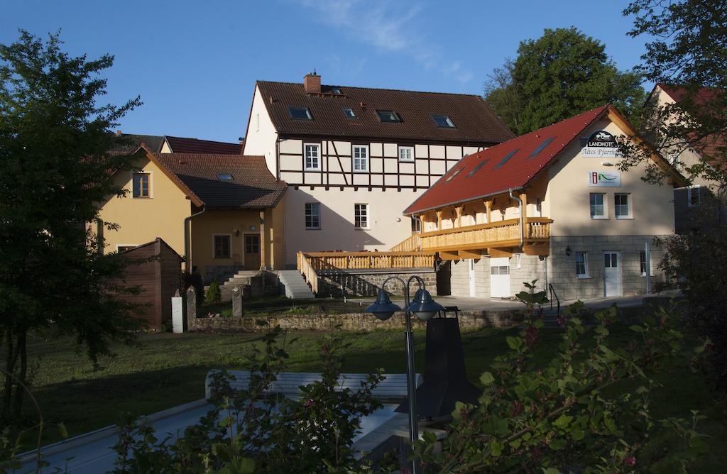 Landhotel Altes Pfarrhaus Kindelbrueck Exterior photo